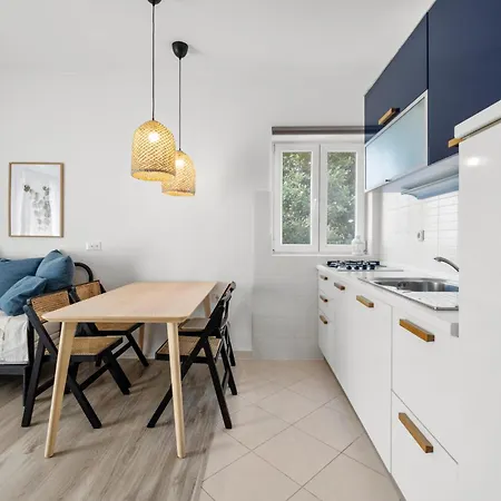 Apartment In With Wifi *