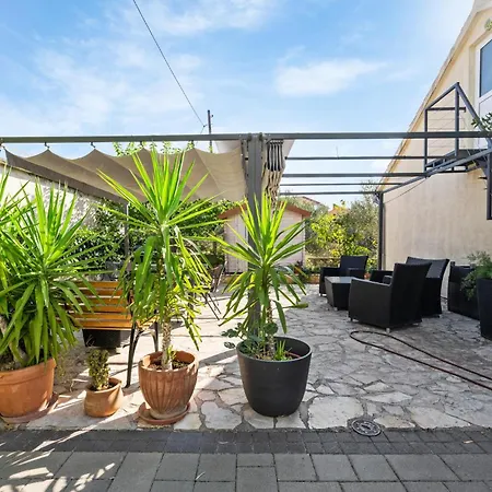 In With Wifi Brodarica (Sibenik-Knin)