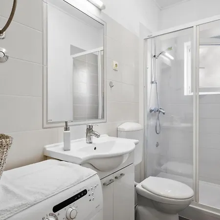 In With Wifi Brodarica (Sibenik-Knin)