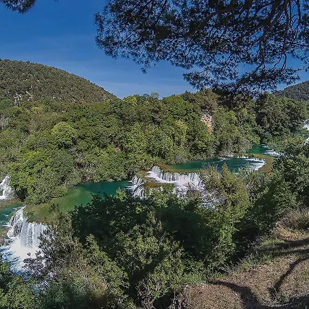 In With Wifi Apartment *